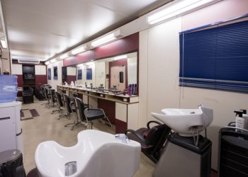 Unidade móvel do Senac RN oferta capacitações no município de Grossos