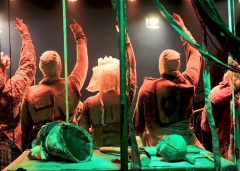 Documentário celebra 10 anos do espetáculo “A Casatória C’a Defunta” da Cia. Pão Doce