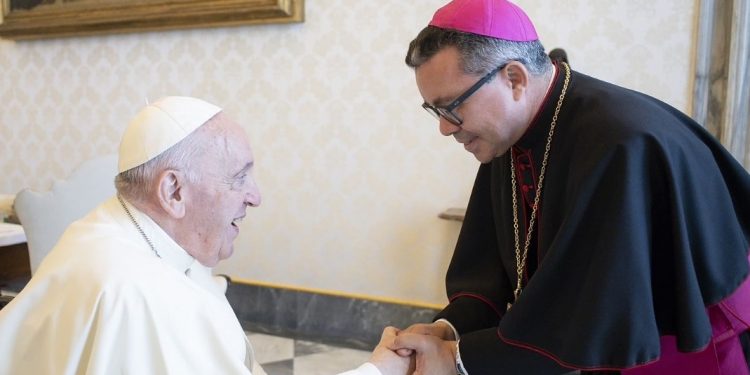 Bispo Dom Francisco de Sales participou de audiência com o Papa Francisco em 2022