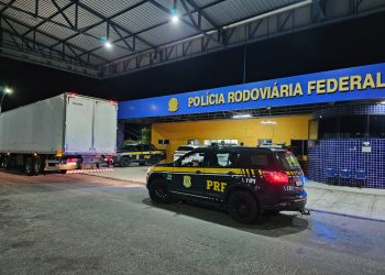 PRF recupera carga de pneus roubados em Mossoró