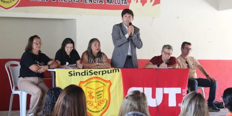 Audiência de conciliação será realizada entre Prefeitura e Sindiserpum sobre reajuste dos professores