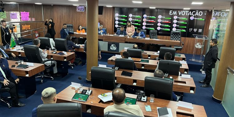 Vereadores aprovam Projeto de Lei para seleção de auxiliares de Educação Especial