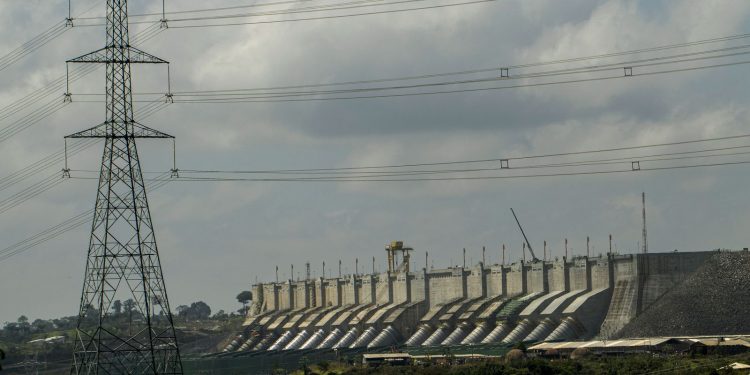 Conta de luz terá bandeira amarela em maio, decide Aneel
