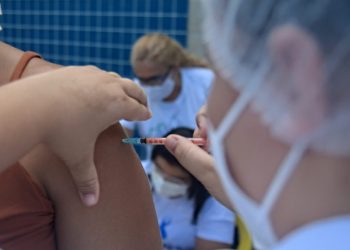 Prefeitura oferta vacinação no Bairro Boa Vista na tarde deste domingo (4)