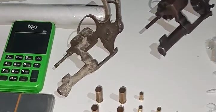 Polícia Militar apreende armas e drogas em Assú