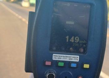 PRF flagra veículo a 149 km/h na BR-304, em Ipanguaçu