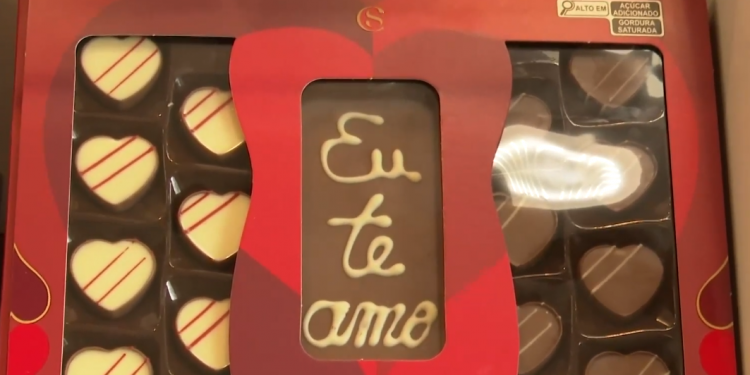 CDL Mossoró prevê injeção de R$ 40 milhões na economia local com o Dia dos Namorados