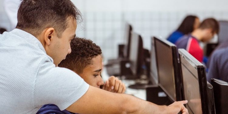 RN adota Prova Nacional Docente como critério para seleção de temporários