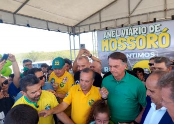 Bolsonaro visita obra do Anel Viário de Mossoró e recebe título de Cidadão Mossoroense