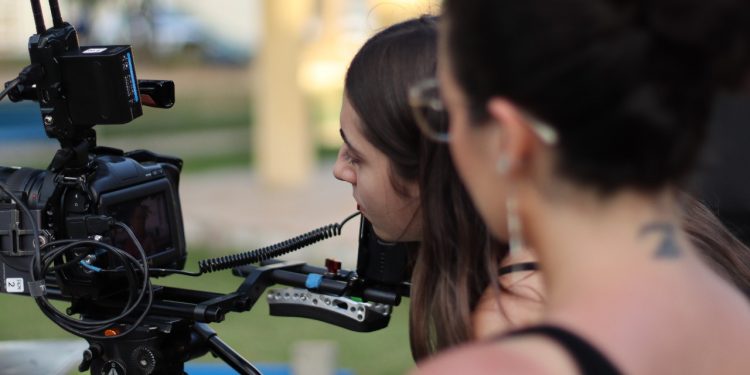 Cinema do interior: a arte de transformar barreiras em pontes