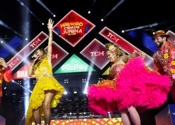 “Não era o artista que esperavam, mas vim de todo o coração”, diz Elba após show no MCJ