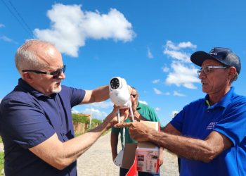 Prefeitura instala câmeras para fiscalizar descarte irregular de lixo em área do antigo CAIC do BH