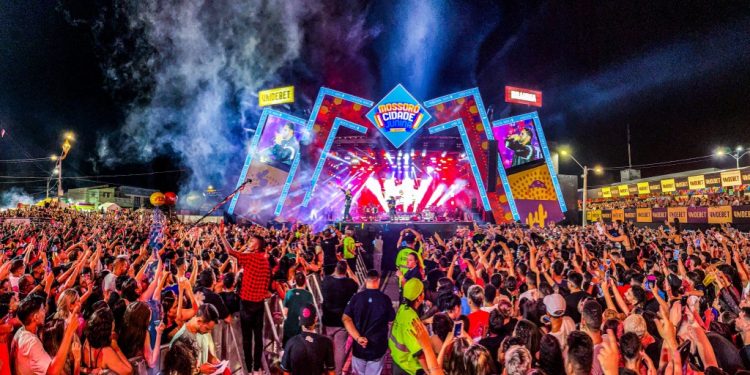 Câmara de Mossoró realiza sessão solene em homenagem aos 28 anos do Mossoró Cidade Junina