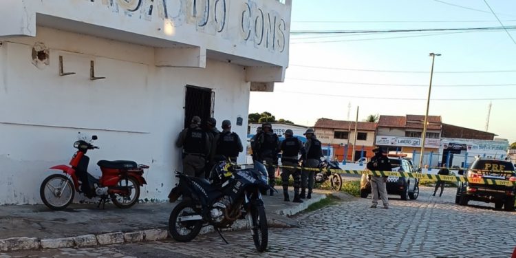 Paulista é morto com mais de 20 tiros dentro de bar no Bairro Sumaré
