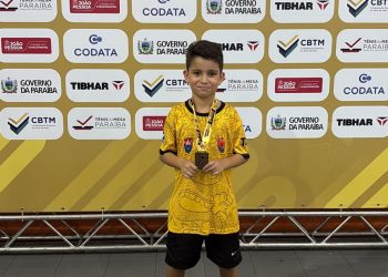 Mesatenista mossoroense de 9 anos é campeão nacional em João Pessoa-PB