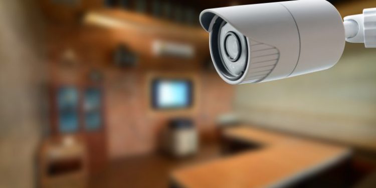 Nova lei regulamenta obrigatoriedade de câmeras em clínicas que atendem pessoas com deficiência no RN