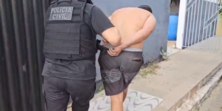 Polícia Civil prende homem suspeito de ser gerente de ponto de tráfico em Jucurutu