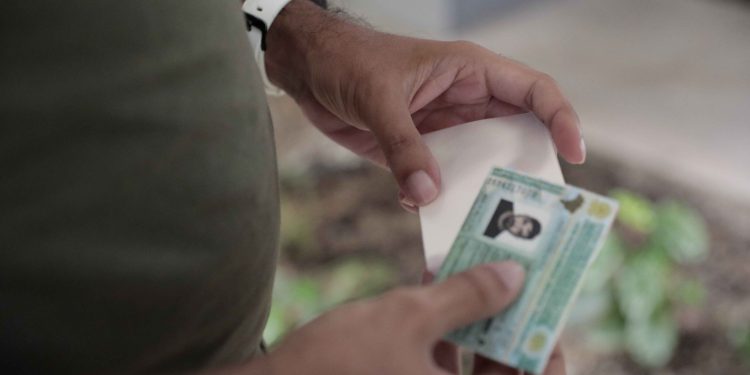 Detran abre nesta terça (26) inscrições para mil CNHs gratuitas no RN; veja os critérios