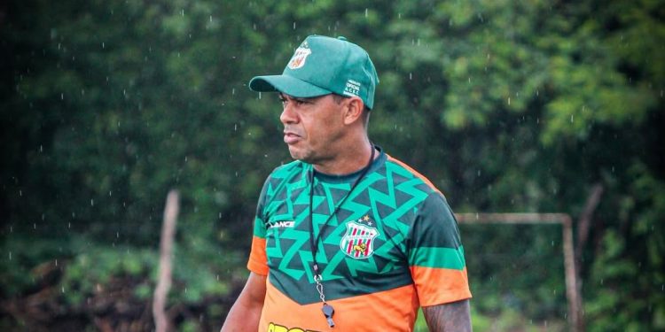 Marcelinho Paraíba não comandará o Baraúnas na Segunda Divisão