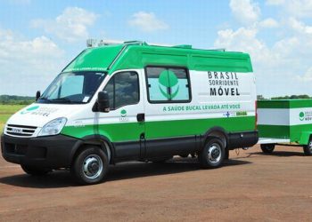 RN recebe primeiras unidades móveis de odontologia do programa Brasil Sorridente