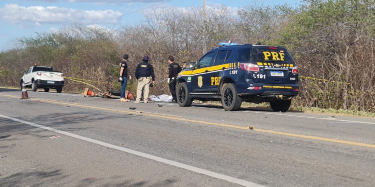 Motociclista tem corpo mutilado após grave acidente de trânsito na BR-110 em Mossoró