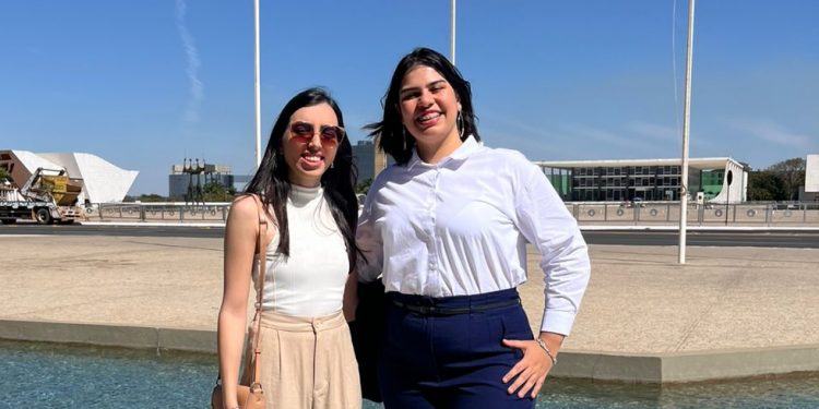 Estudantes mossoroenses de Medicina recebem Prêmio MEC da Educação Brasileira