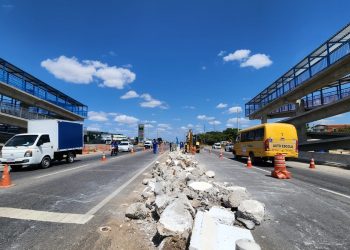 DNIT adia entrega de passarelas e agenda interdições para içamento de vigas na BR-304