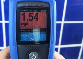 Motorista alcoolizado provoca acidente em posto de combustíveis de Assú