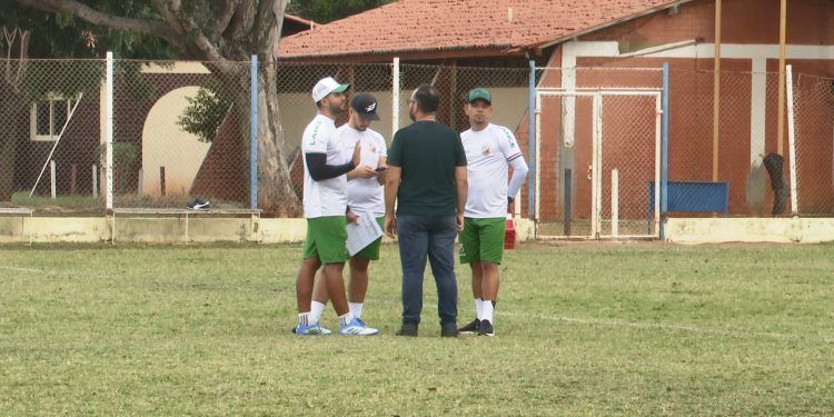 Baraúnas realiza apresentação oficial do elenco nesta quarta-feira (03)