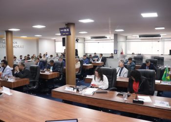 Câmara de Mossoró recebe projetos da Lei Orçamentária Anual e do Plano Plurianual