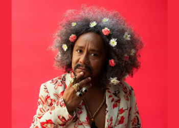 Uern anuncia festival cultural com show de Chico César em Mossoró