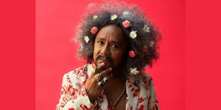 Uern anuncia festival cultural com show de Chico César em Mossoró