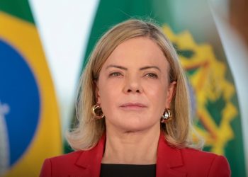 Ministra Gleisi Hoffmann cumpre agenda em Natal nesta quinta (04)