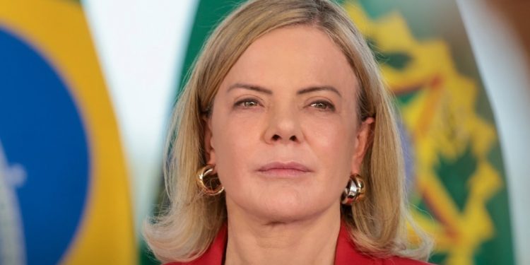 Ministra Gleisi Hoffmann cumpre agenda em Natal nesta quinta (04)