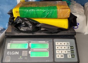 PRF apreende mais de 2kg de cocaína e prende homem de 29 anos na BR-304 em Mossoró