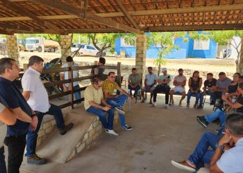 Reunião discute melhorias para a estrada da Alagoinha após protesto de moradores