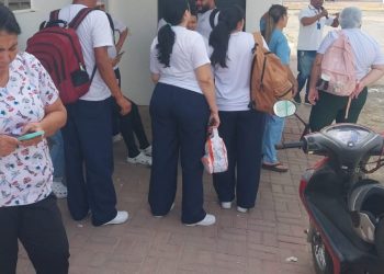 Funcionários terceirizados da JMT entram em greve nos hospitais regionais de Mossoró