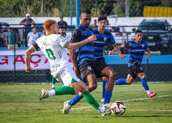 Baraúnas perde para o QFC e anuncia saída do técnico Eugênio Gomes