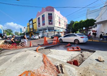 Caern realiza obra para retirada de vazamento e reconstrução de galeria no Centro de Mossoró