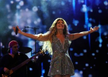 TCM transmite show de Elba Ramalho nesta sexta (10) no Festival Gastronômico de Tibau